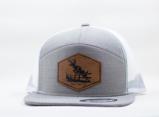 Jumping Buck/Leather Patch/Grey/White